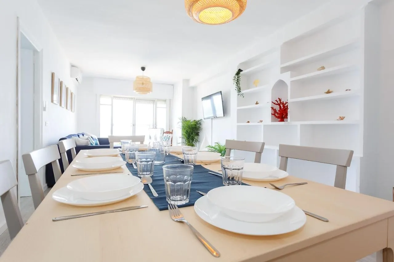 Atlantico Family Home Cadiz 0*,